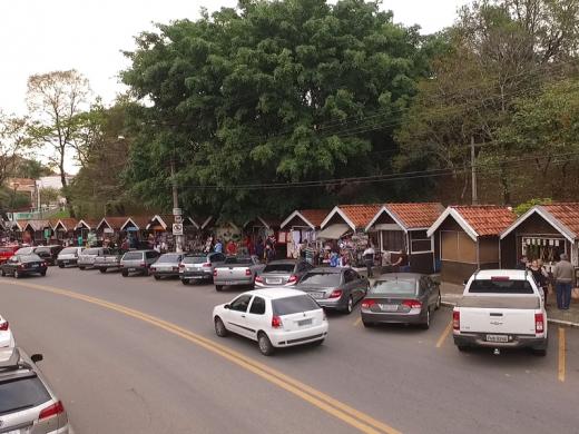 QUIOSQUES DO BOSQUE PODEM ABRIR ATÉ AS 18H00 TODOS OS DIAS DA SEMANA