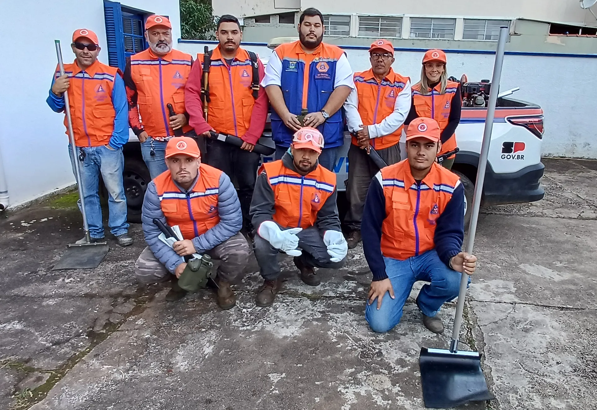 Defesa Civil de Águas da Prata recebe novos equipamentos para o combate a incêndios florestais
