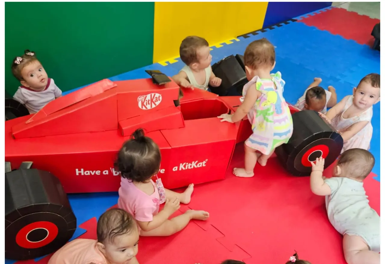 ATIVIDADE LÚDICA ESTIMULA DESENVOLVIMENTO DOS BEBÊS NO BERÇÁRIO DA CRECHE JOSÉ BAPTISTA DE SOUZA