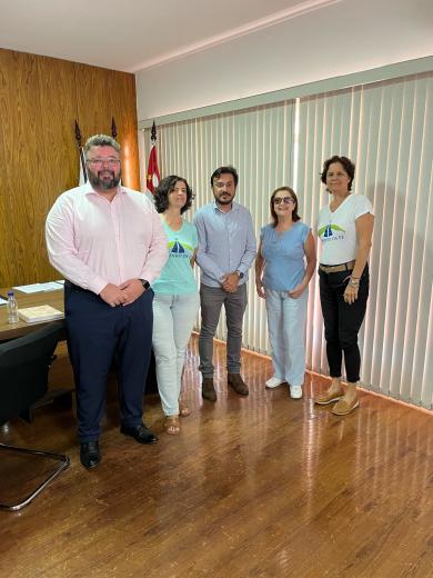 PREFEITURA E CÂMARA SE REÚNEM COM DIREÇÃO DO CAMINHO DA FÉ