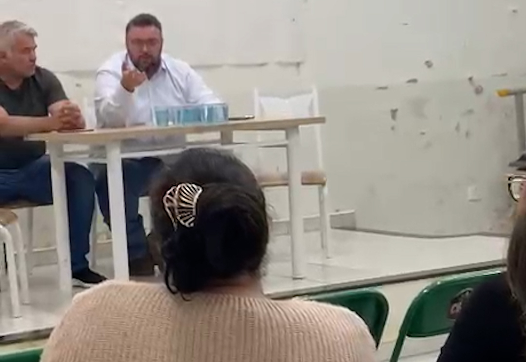 GABINETE ITINERANTE EM ÁGUAS DA PRATA OUVE POPULAÇÃO DE SÃO ROQUE